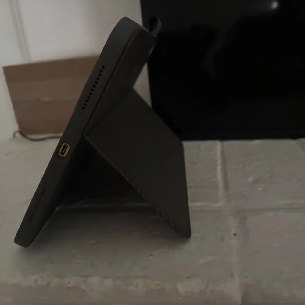 Logitech Black Tablet Keyboard